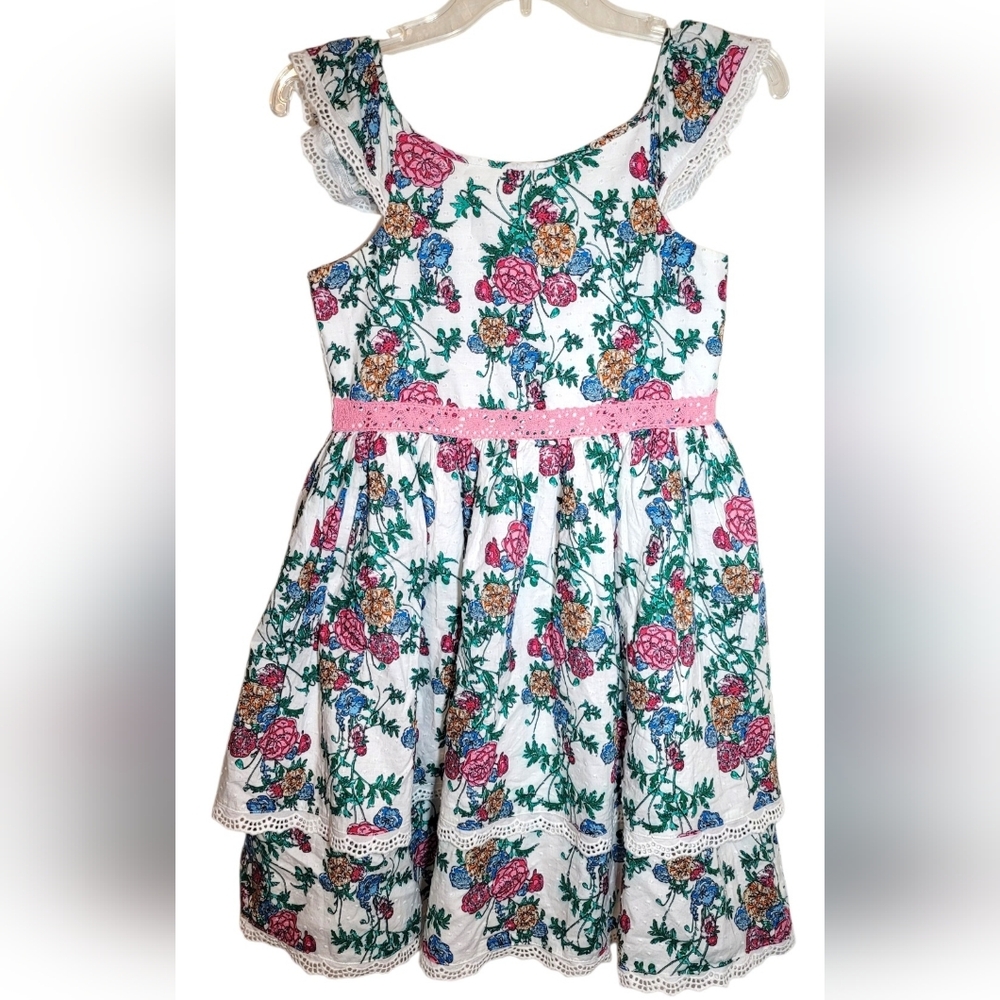 Pippa & Julie Floral Lace Dress